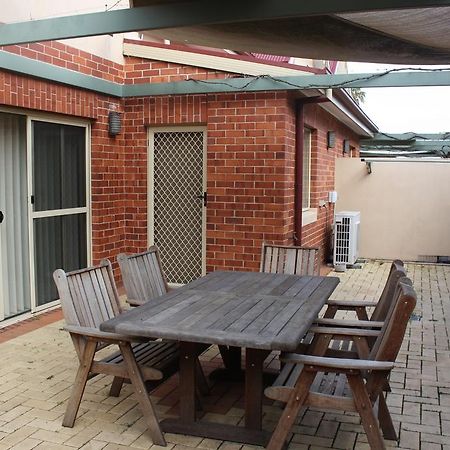 Albury Suites - Schubach Street Pokoj fotografie